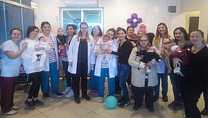 Özel Ege Şehir'de Prematüre Bebekler Buluştu