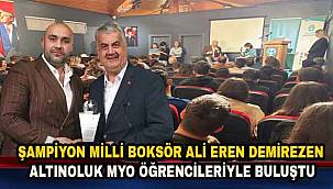 Şampiyon boksör Ali Eren Demirezen, öğrencilerle tecrübelerini paylaştı